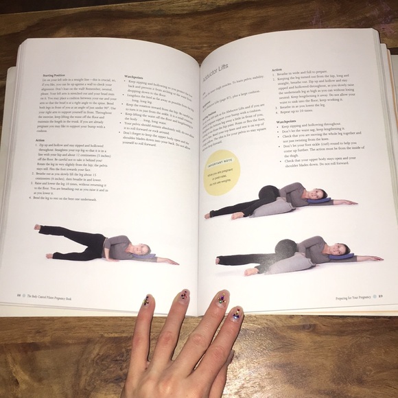 📚 3/ $25 Book - Picture 3 of 3